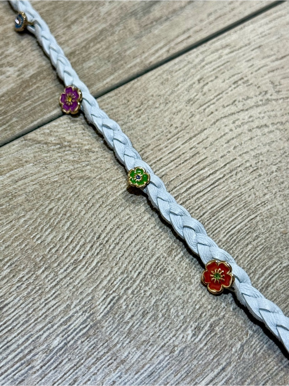 Kidada Disney Couture White Floral Braided Wrap Bracelet Suede Rare Y2K - Picture 9 of 11